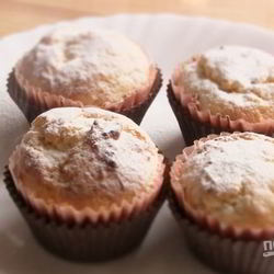 Рецепт Кексиков на сметане с конфетами