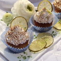 Рецепт Лаймовых капкейков с цитрусовым курдом