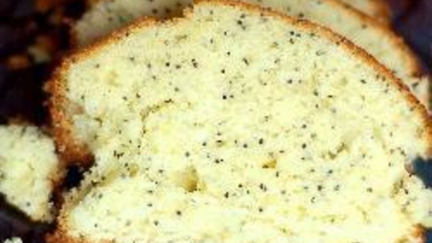 Рецепт миндального кекса с маком