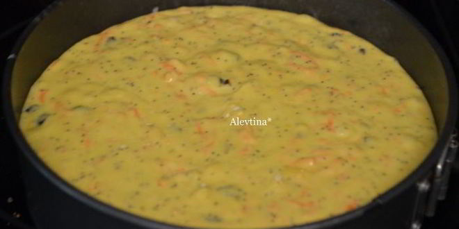 Рецепт морковного кекса со сливой