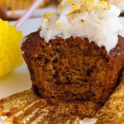 Рецепт Морковных кексов с творожно-кокосовым кремом