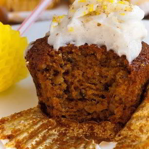 Рецепт Морковных кексов с творожно-кокосовым кремом