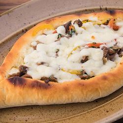 Рецепт Хачапури по-аджарски с мясной начинкой