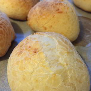 Рецепт Бразильского безглютенового сырного хлеба Пао ди кейжу