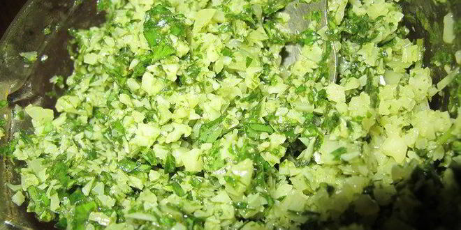 Рецепт хлеба с базиликом, пармезаном и кунжутом