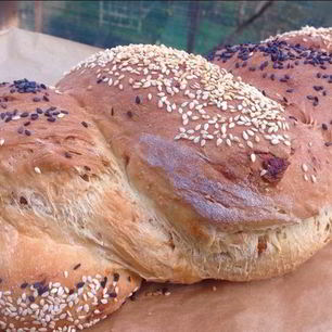 Рецепт Хлеба с инжиром и семечками