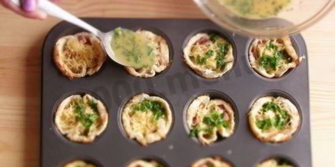 Рецепт корзиночек из тостового хлеба с колбасой и сыром