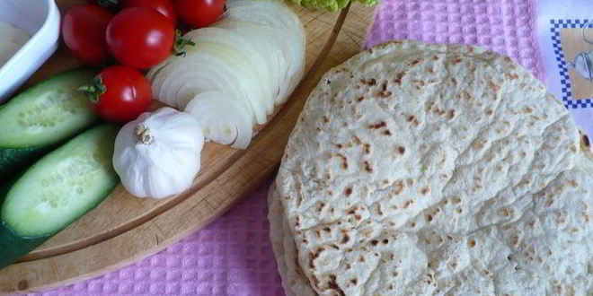 Рецепт домашнего лаваша с начинкой