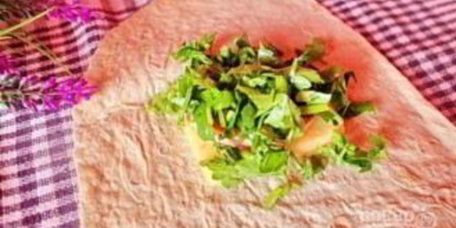 Рецепт конвертиков из лаваша с ветчиной