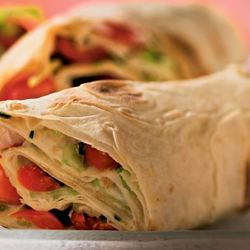 Рецепт Лаваша, начиненного салатом Острая и кровавая Мэри