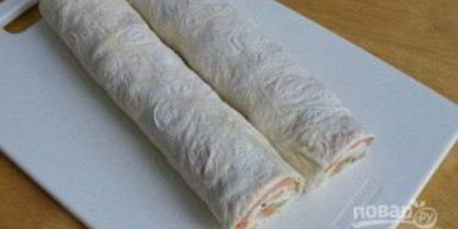 Рецепт лаваша с красной рыбой и огурцом