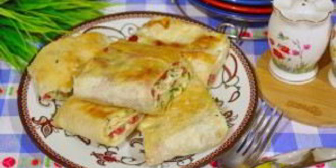 Рецепт жареного лаваша с колбасой и сыром