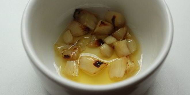 Рецепт картофельной фокаччи с печеным чесноком и укропом