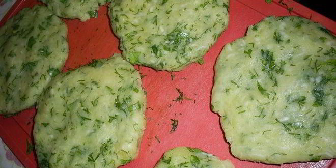 Рецепт картофельных лепешек с сыром и зеленью