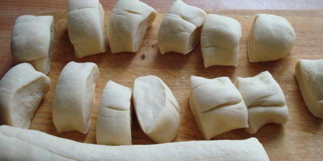 Рецепт кыстымбов — лепешек с картофельным пюре