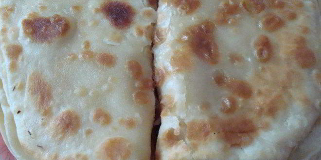 Рецепт кыстымбов — лепешек с картофельным пюре