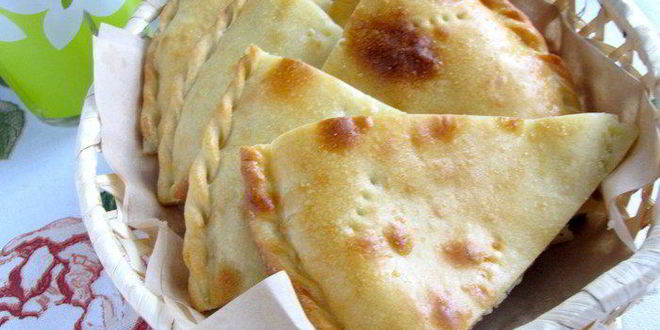 Рецепт лепешки с моцареллой, фетой и орегано