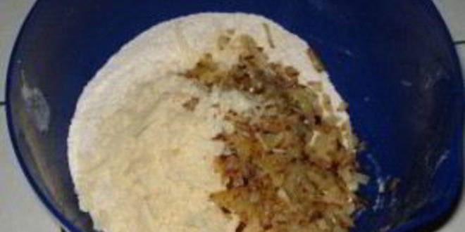 Рецепт лепешек с луком и сыром