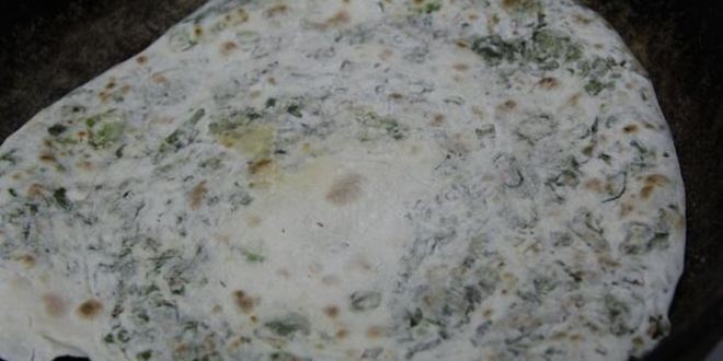 Рецепт постных лепешек с зеленым луком