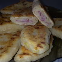 Сырные лепешки с любой начинкой