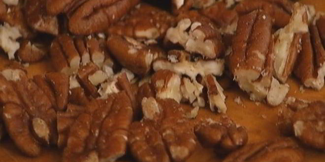 Рецепт маффинов с курагой и орехами пекан