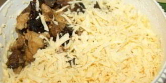 Рецепт маффинов с курицей и грибами