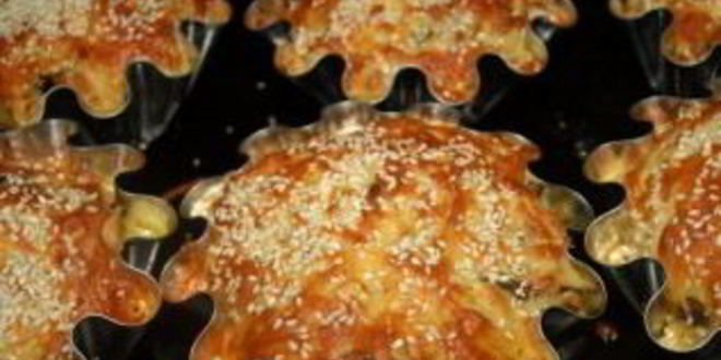 Рецепт маффинов с курицей и грибами