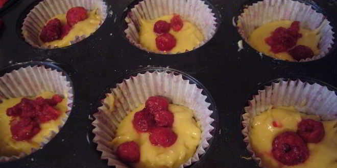 Рецепт маффинов с малиной