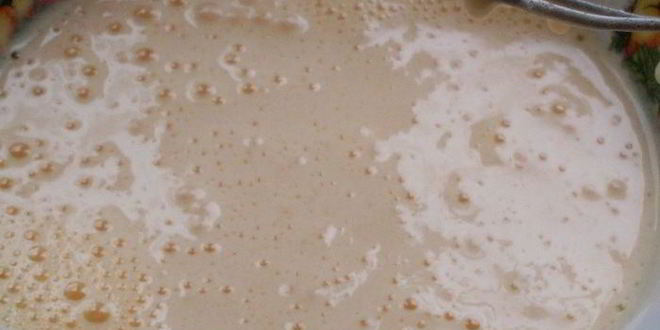 Рецепт шоколадных маффинов с конфитюром из смородины