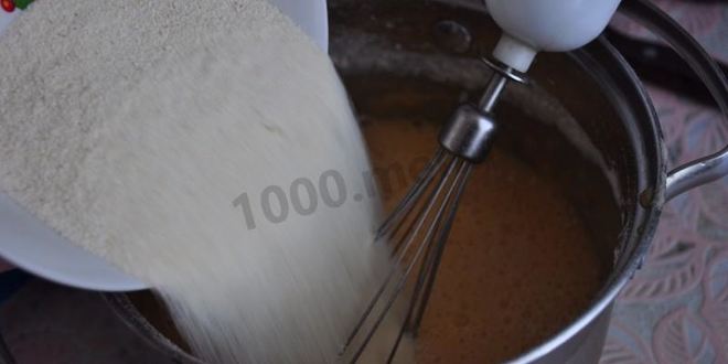 Рецепт быстрого пирога манник с вареньем