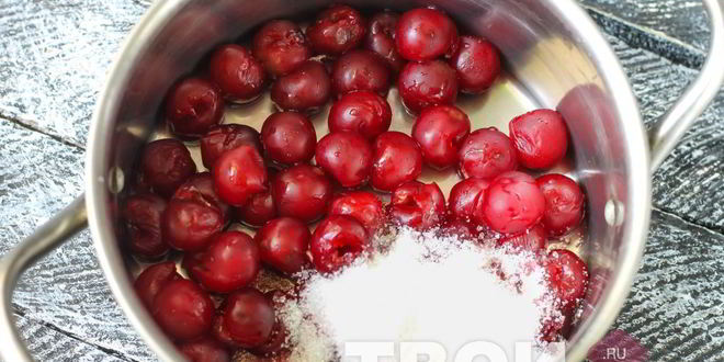 Рецепт манника с вишней