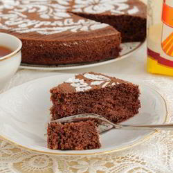 Рецепт Шоколадного манника с малиновым джемом