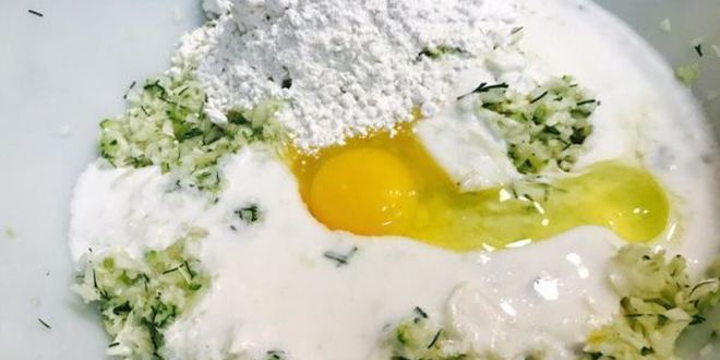 Рецепт капустна-кабачковых оладьи на кефире