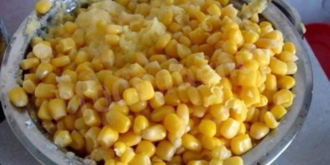 Рецепт кукурузных оладий с сыром моцарелла