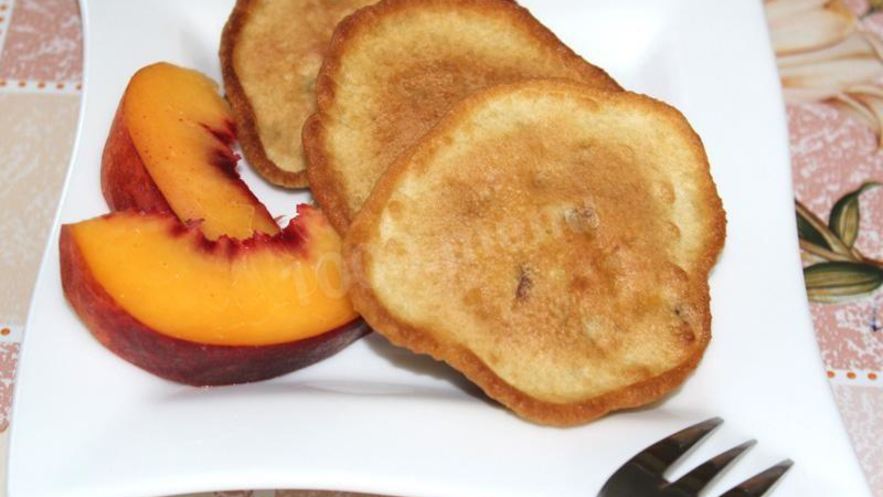 Рецепт оладушек с персиками