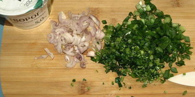 Рецепт оладий из батата с творогом и зеленью