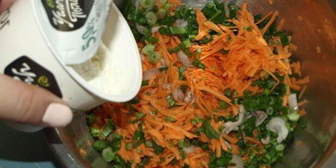 Рецепт оладий из батата с творогом и зеленью