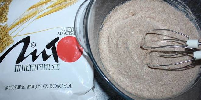 Рецепт оладий из отрубей с зеленью и творожной икрой