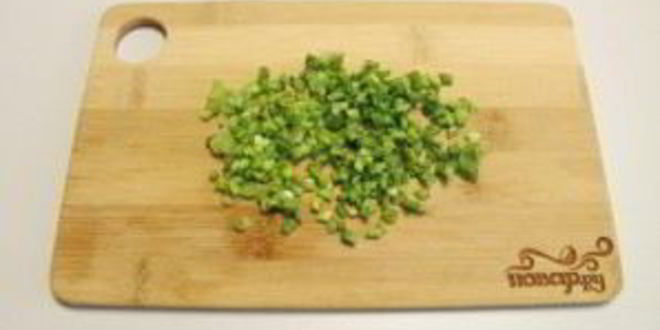 Рецепт оладий на кефире с зеленым луком