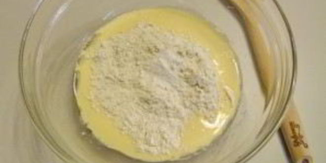 Рецепт оладий на кефире с зеленым луком