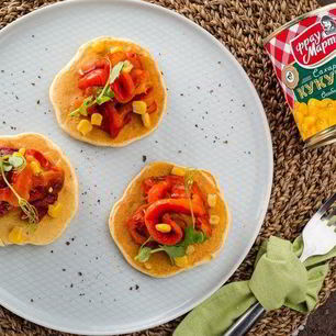 Рецепт Оладий с кукурузой и запеченным перцем