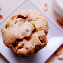 Рецепт Печенья с фисташками и шоколадом