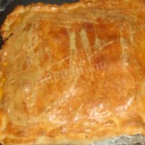 Грибной слоеный пирог с сыром