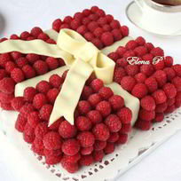 Рецепт Квадратного кекса с белым шоколадом и ягодами