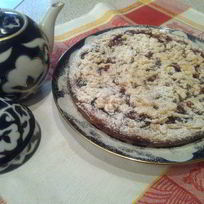 Пирог с вишней и смородиной