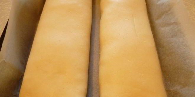 Рецепт пирога с зеленью и сыром из слоеного творожного теста