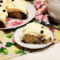 Пирог со смородиной в мультиварке