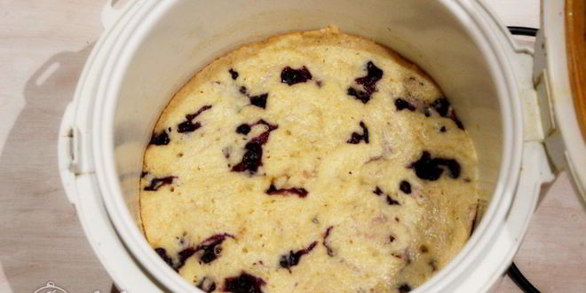 Рецепт пирога со смородиной в мультиварке