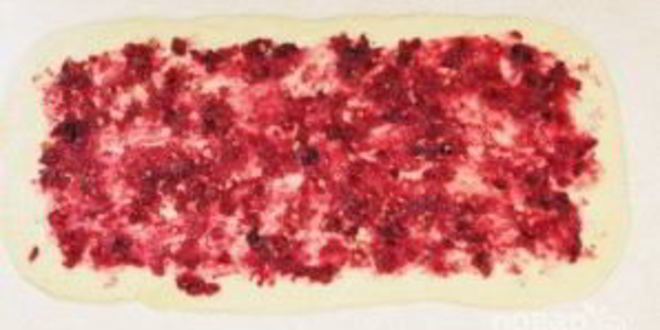 Рецепт простого пирога с вареньем