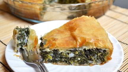 Рецепт Простого слоеного пирога со шпинатом